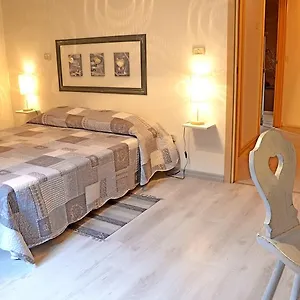 Lo Scialle Della Luna Bed & Breakfast Ulassai
